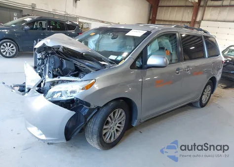 2015 Chrysler Town & Country Touring из США, поврежденный, VIN 2C4RC1BG6FR664803